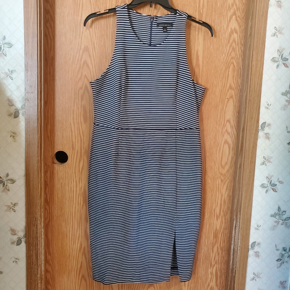 Banana Republic sleeveless halter sheath dress blue/white stripe size 14 - Picture 2 of 11